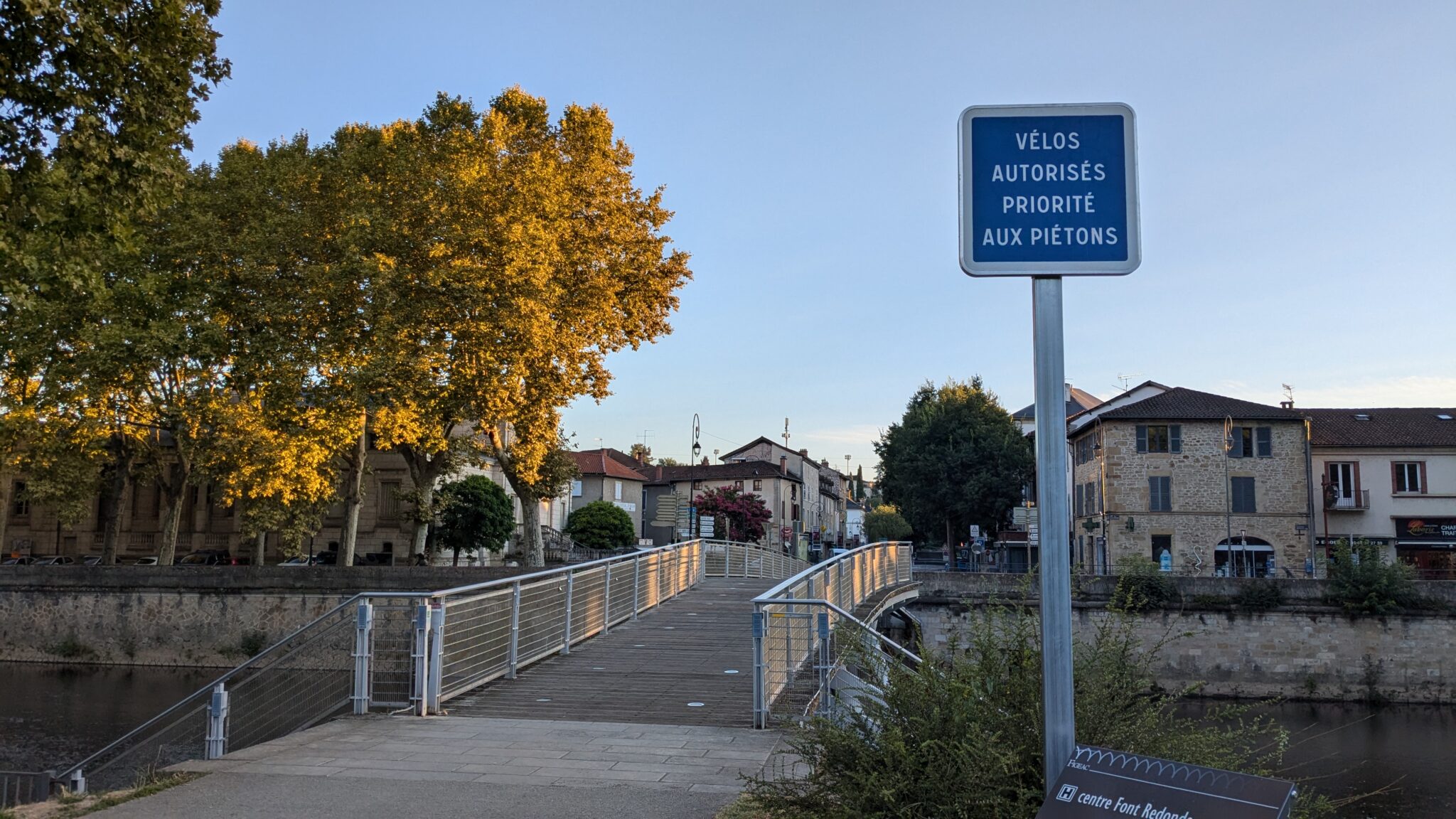 accès vélos sur passerelle (5)