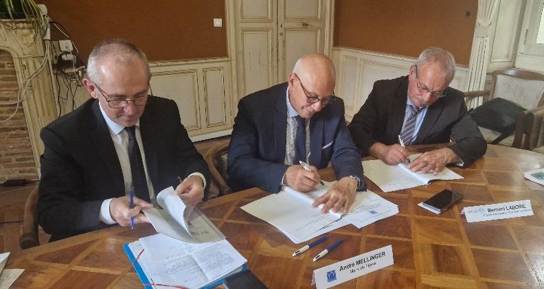 cp signature contrat de progrès ville de figeac - septembre 2024