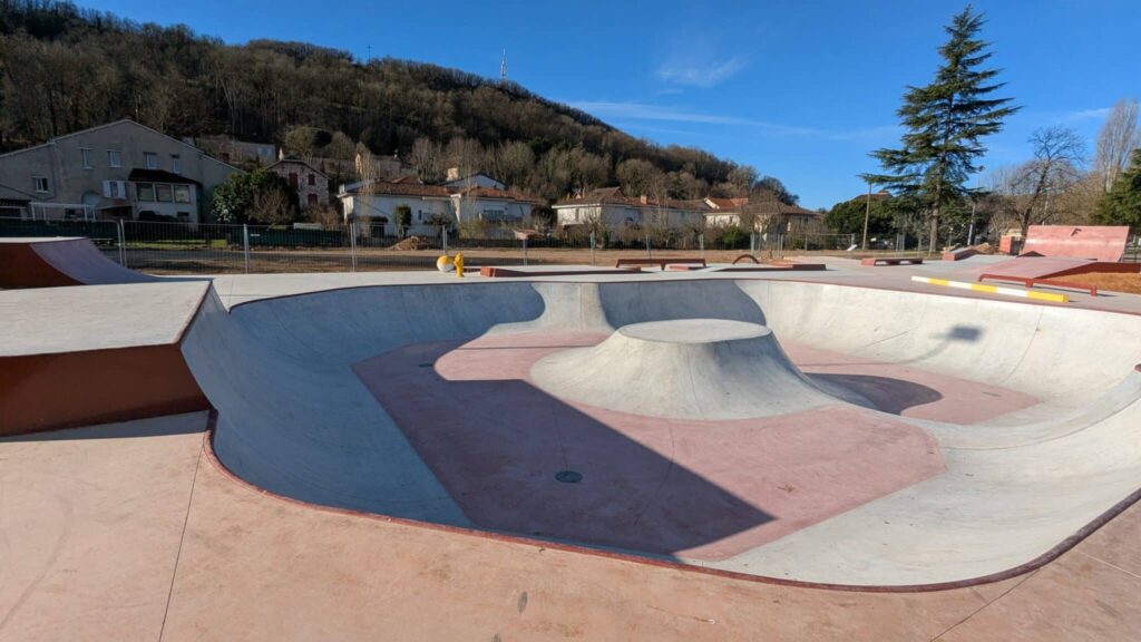 Nouveaux-Equipeùents-Prairie-Pratges-Ville-Figeac (9)