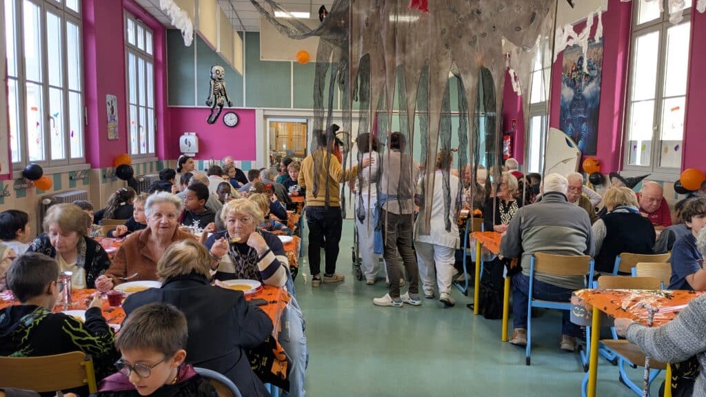 Restaurant Scolaire Halloween 2025 (18)