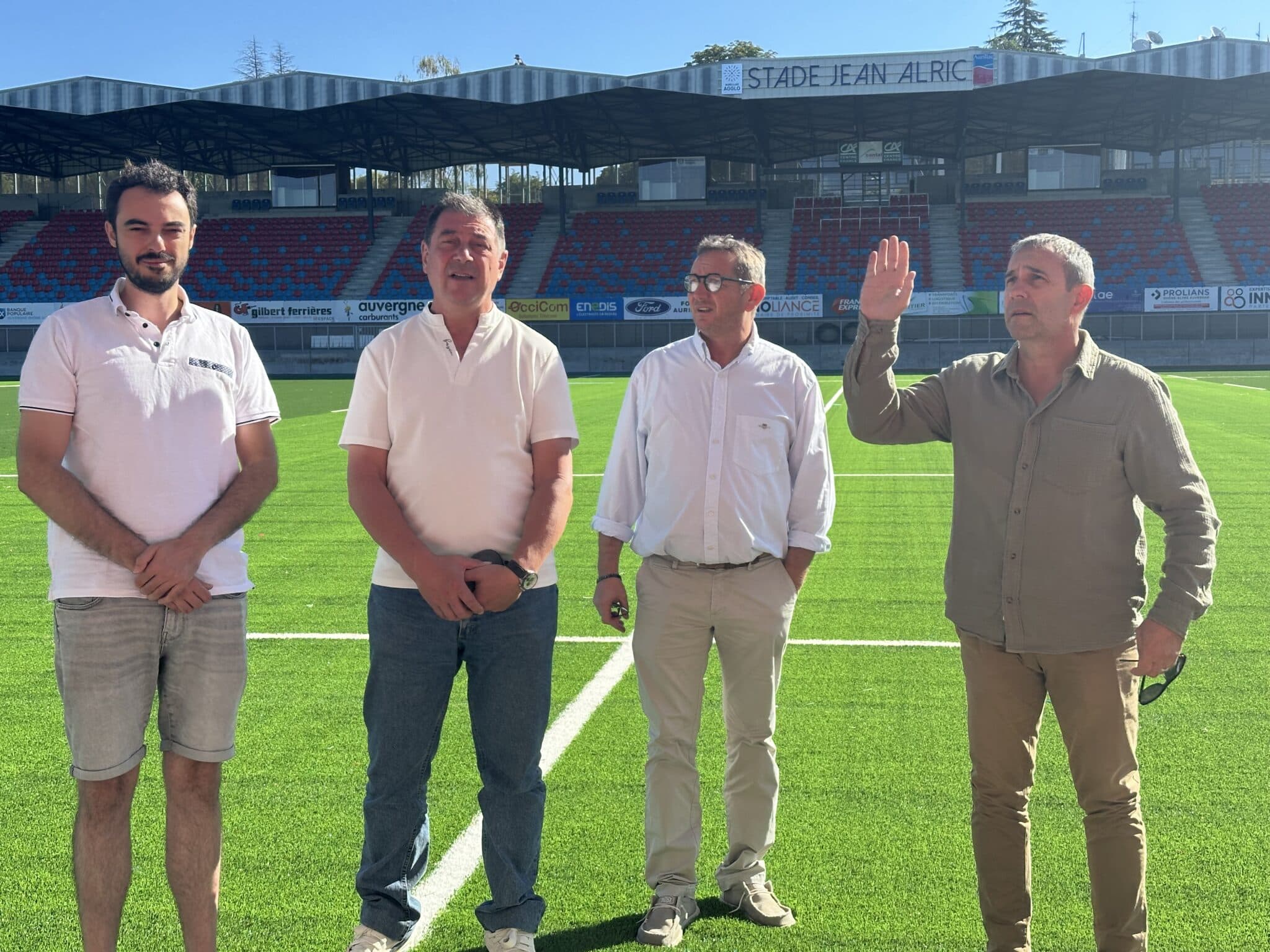 2026-Visite-Aurillac-Gazon-Synthetique-Ville-Figeac (2)
