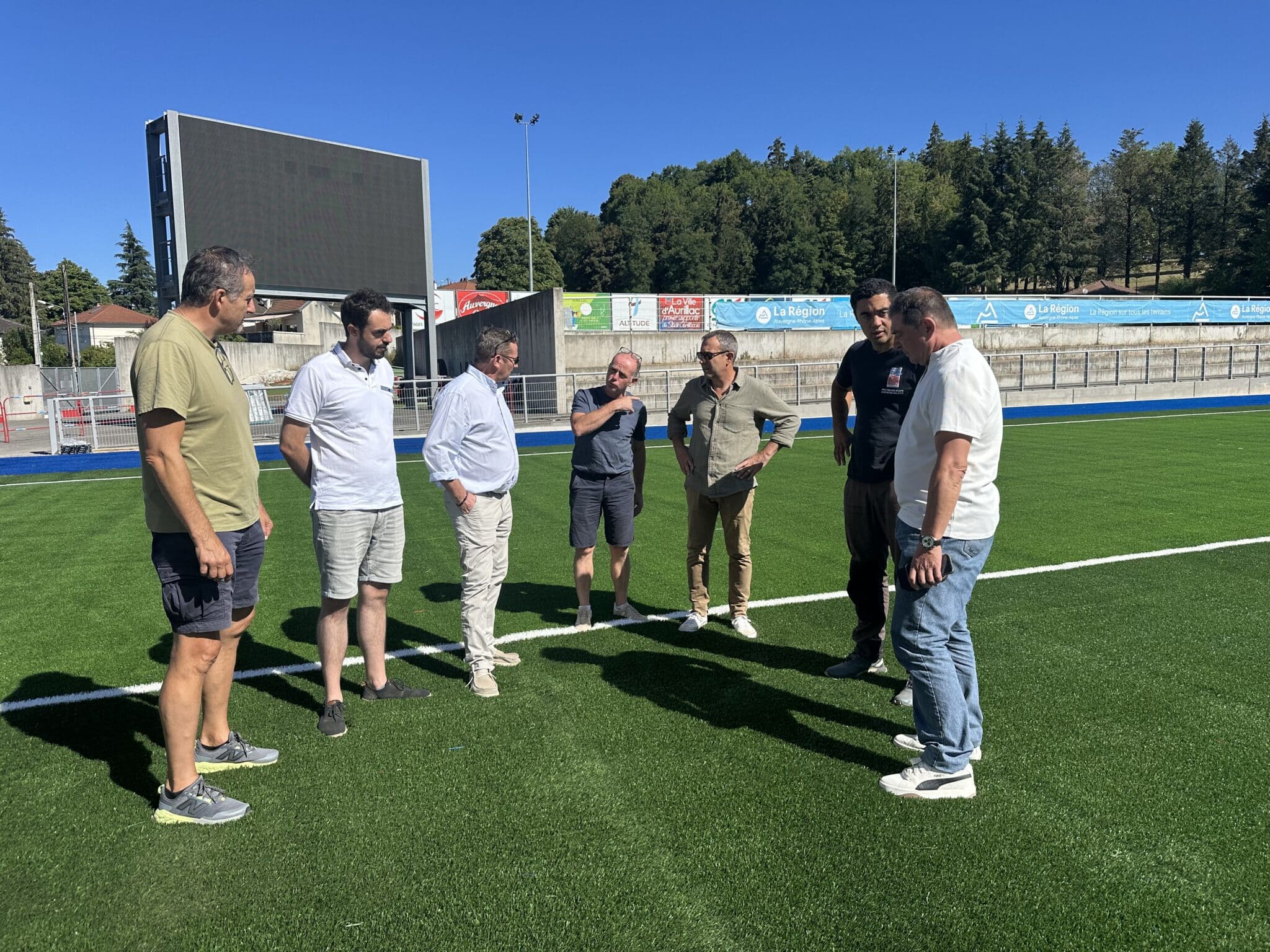 2026-Visite-Aurillac-Gazon-Synthetique-Ville-Figeac (6)